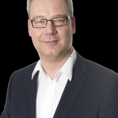 Bas