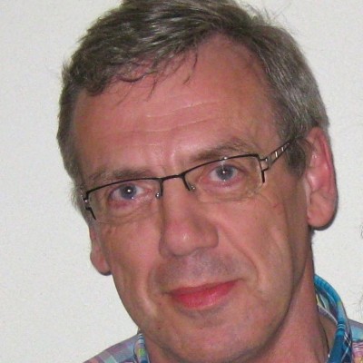 André