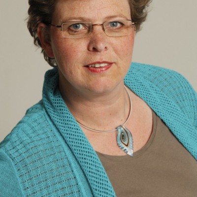 angela